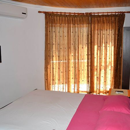 Bino Apartments Ксамил Экстерьер фото